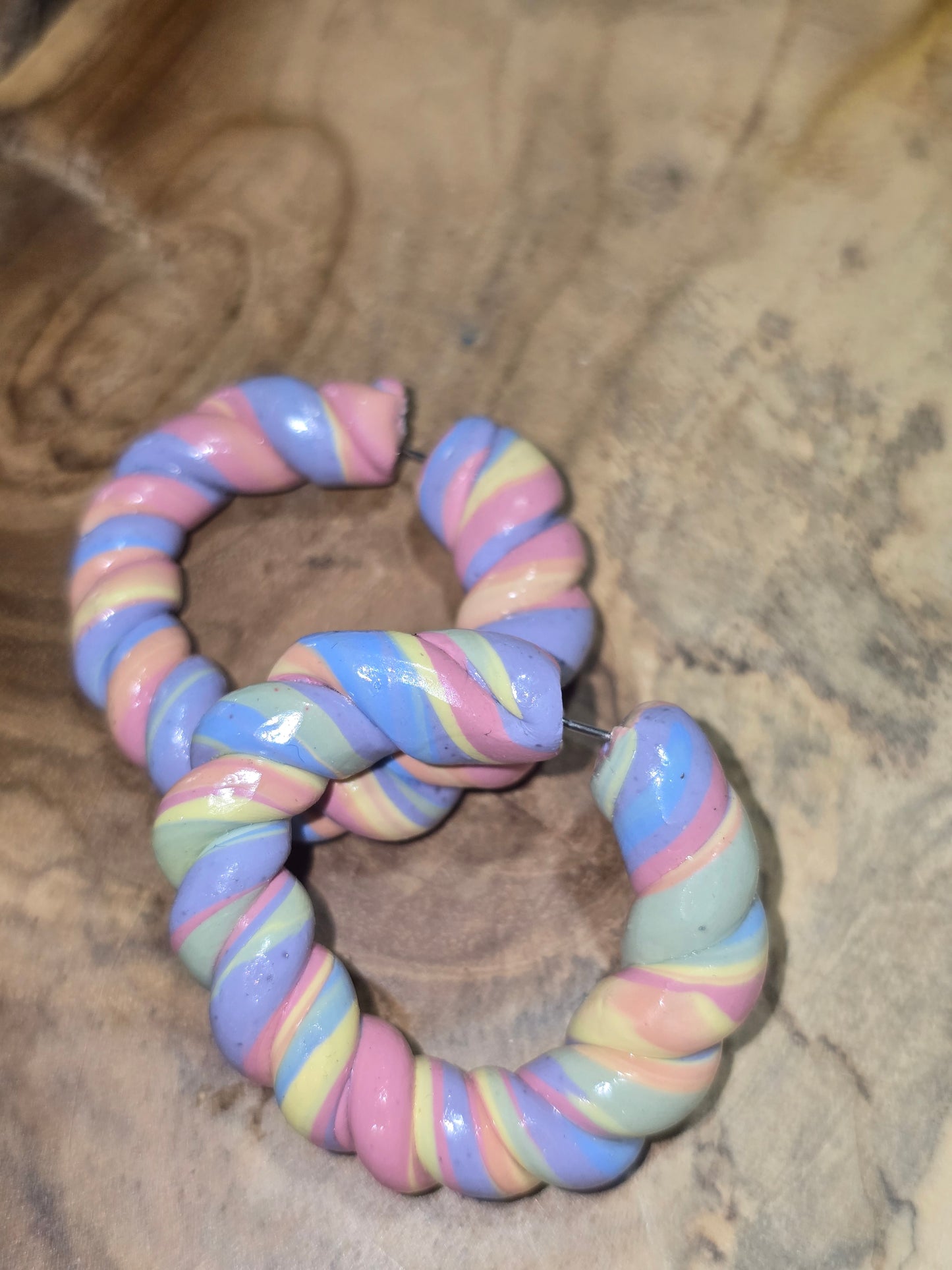Marshmallow Loops 🍭– Pastel Twist Hoops
